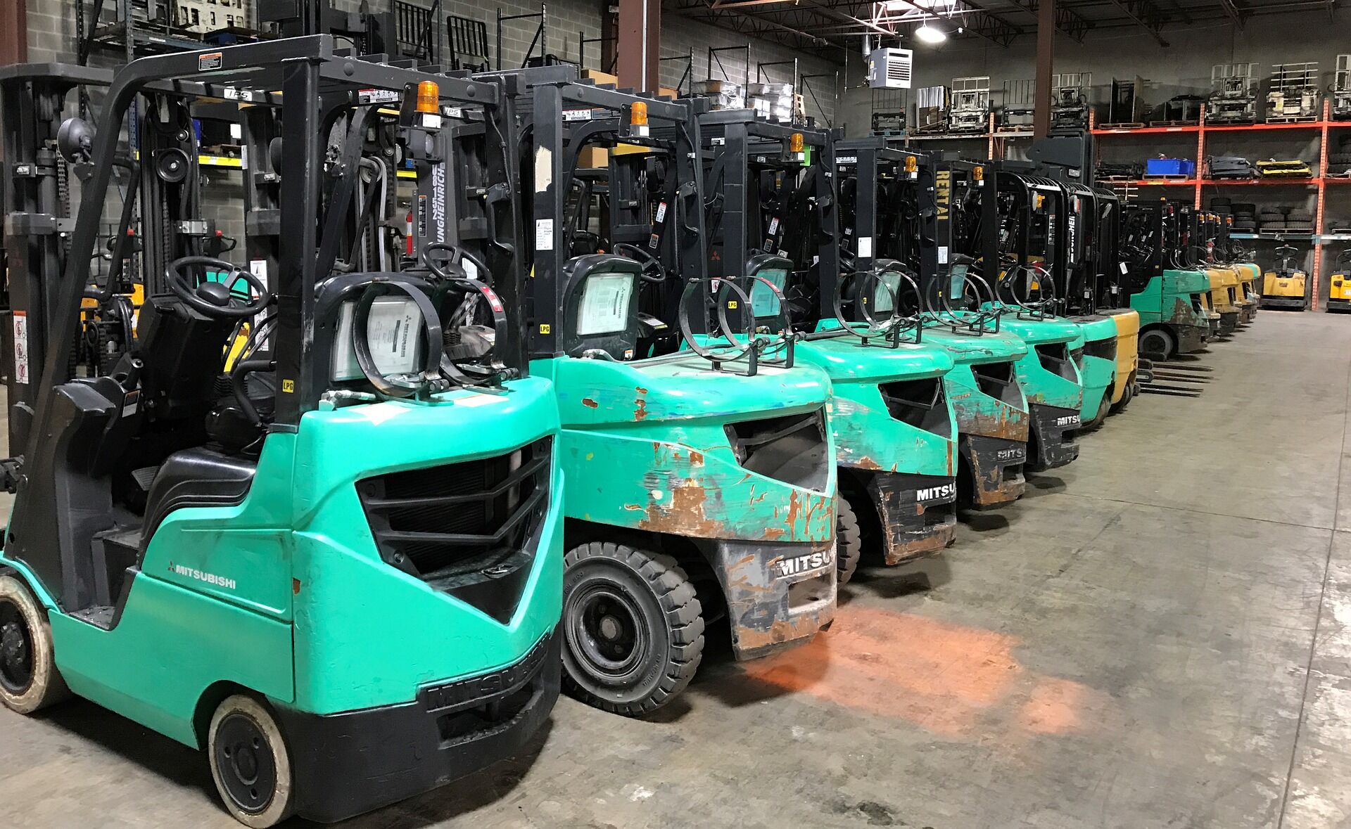 forklift-4714747_1920